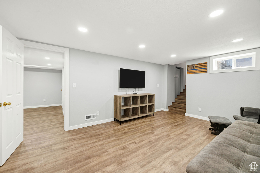 14 S 400 W Hyrum, UT 84319