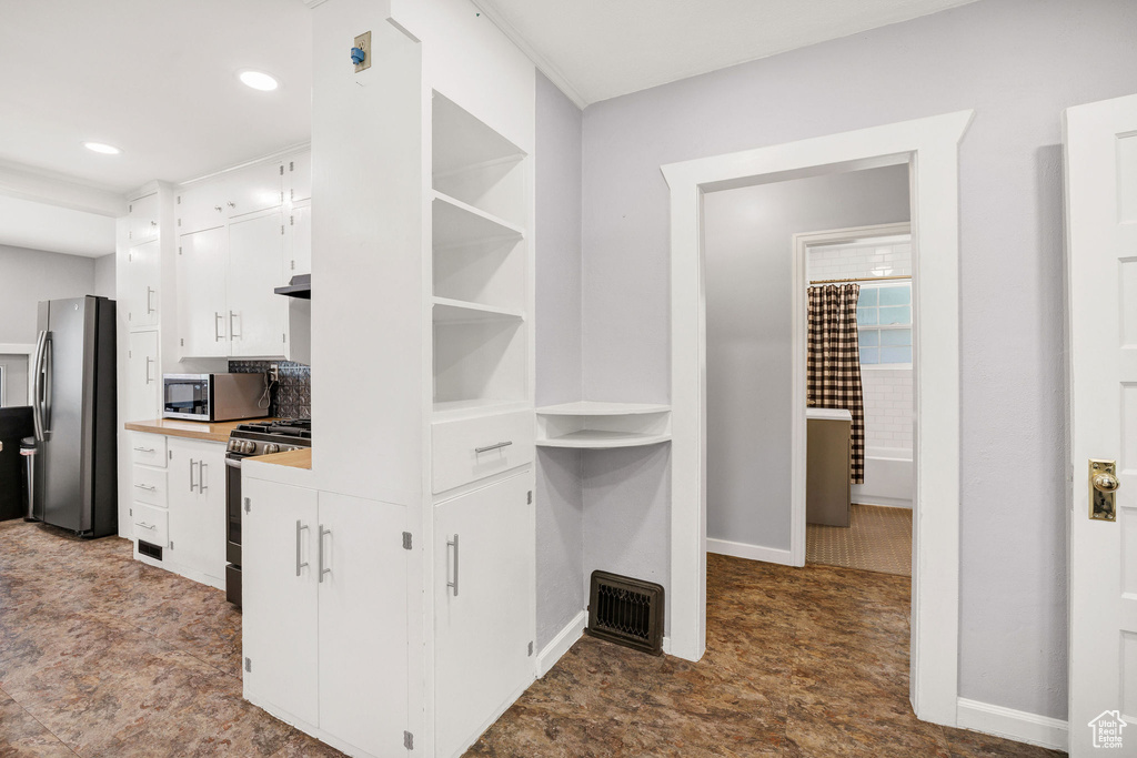 14 S 400 W Hyrum, UT 84319