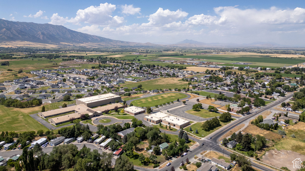 14 S 400 W Hyrum, UT 84319