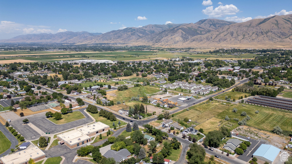 14 S 400 W Hyrum, UT 84319