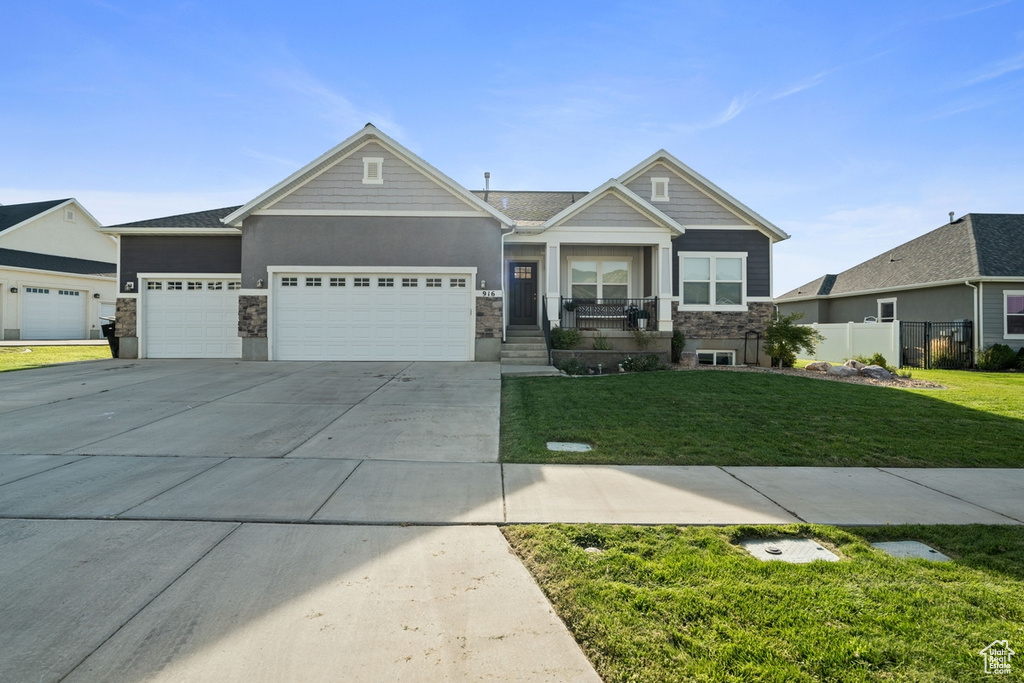 916 S 100 E Salem, UT 84653