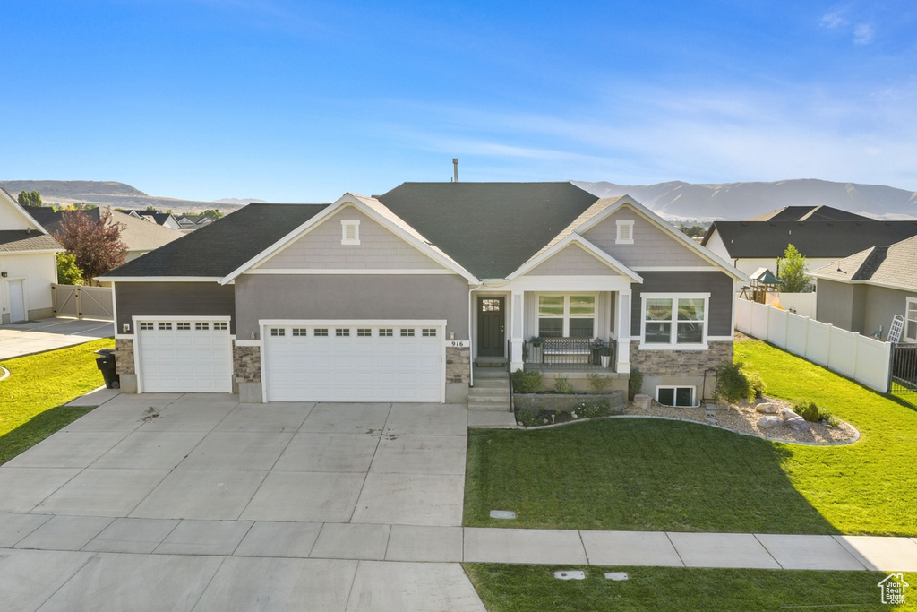 916 S 100 E Salem, UT 84653