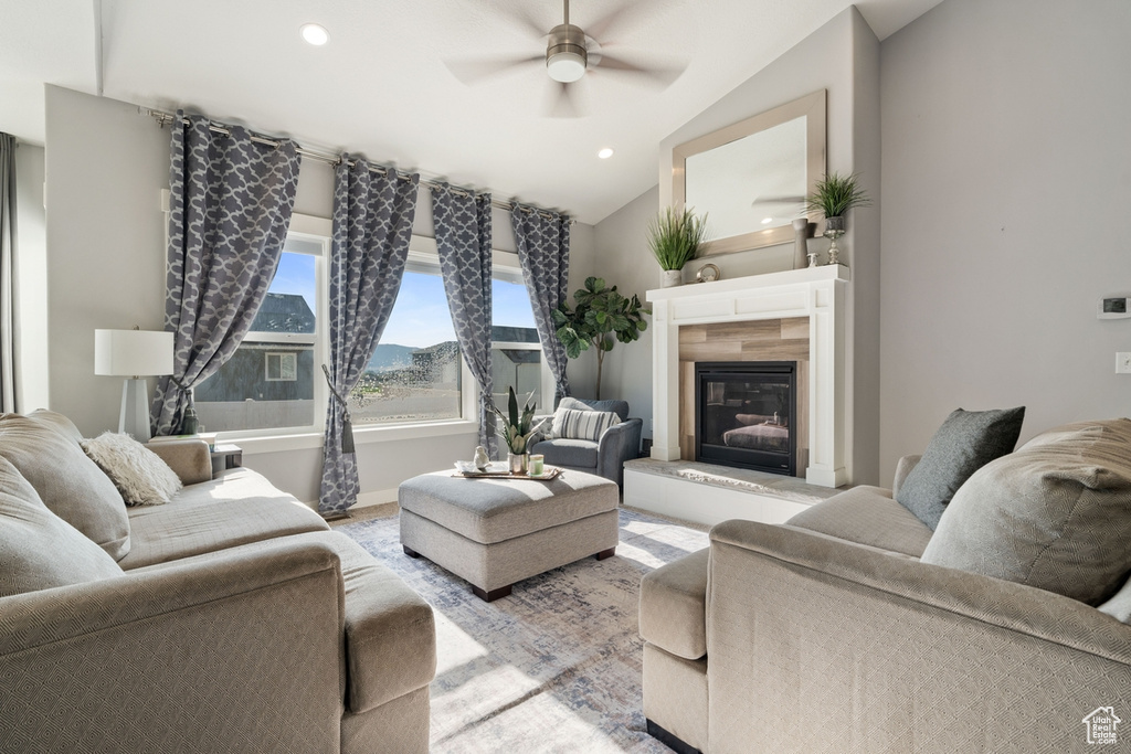 916 S 100 E Salem, UT 84653