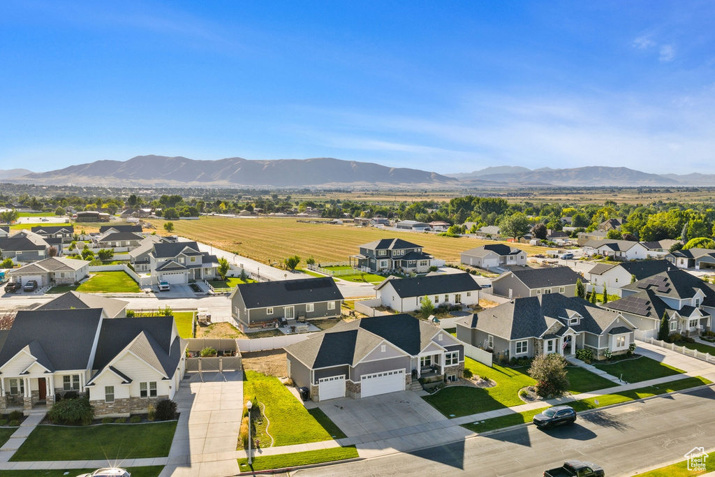 916 S 100 E Salem, UT 84653