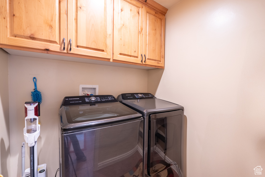 2433 E VISTA GRANDE ST Moab, UT 84532