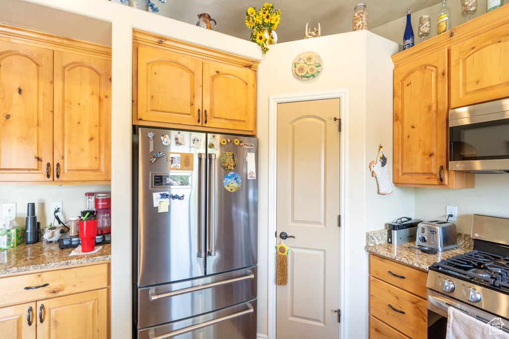 2433 E VISTA GRANDE ST Moab, UT 84532