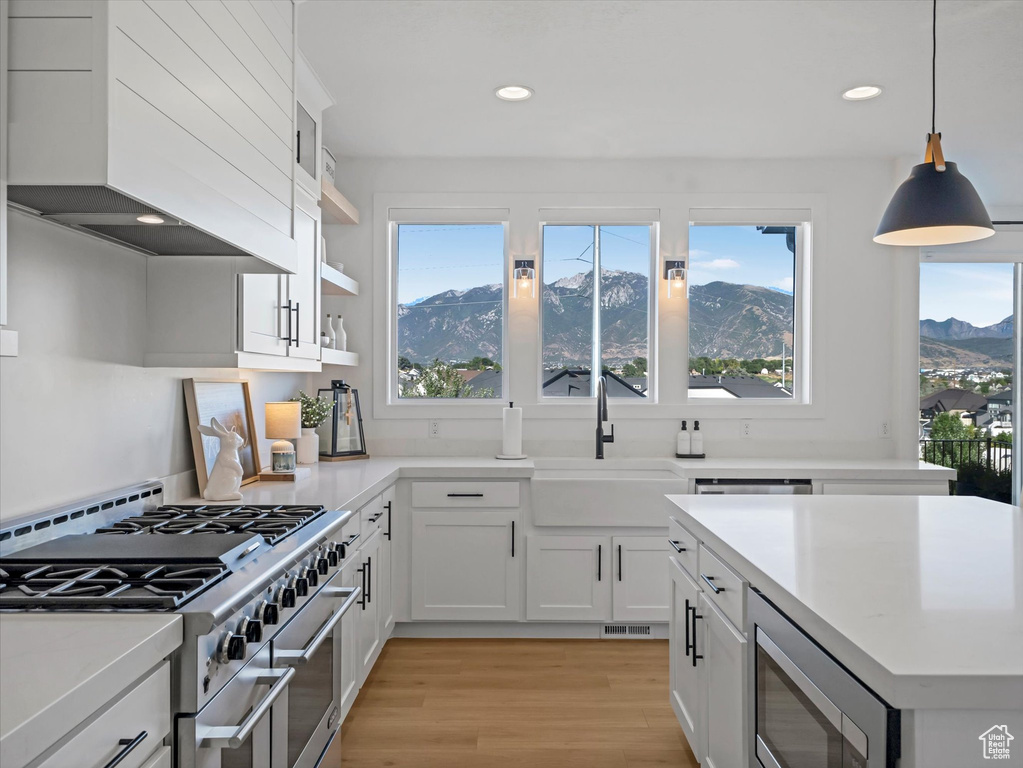 11619 S HALCOM DR South Jordan, UT 84095