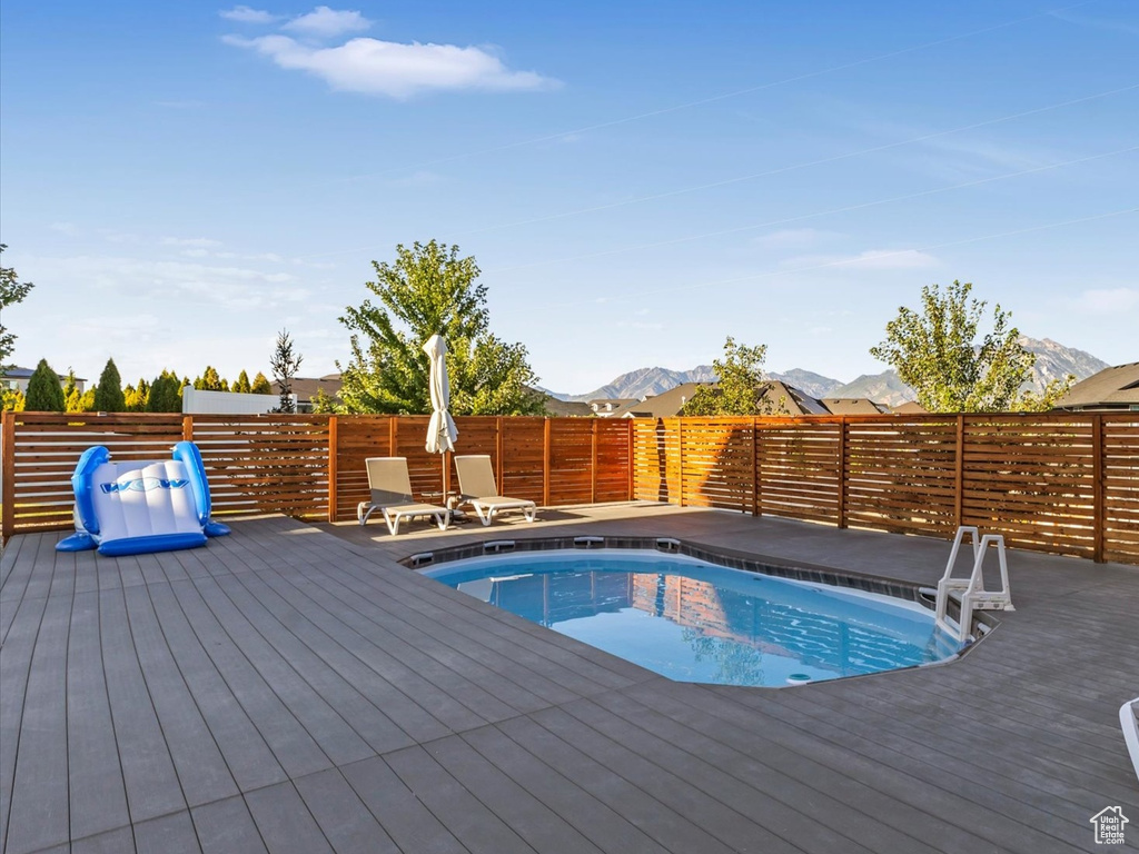 11619 S HALCOM DR South Jordan, UT 84095