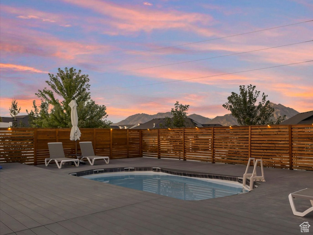 11619 S HALCOM DR South Jordan, UT 84095