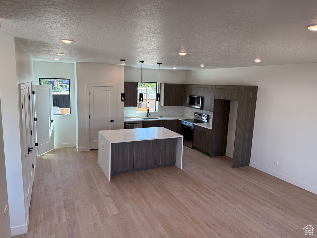 4372 S 900 E Millcreek, UT 84124