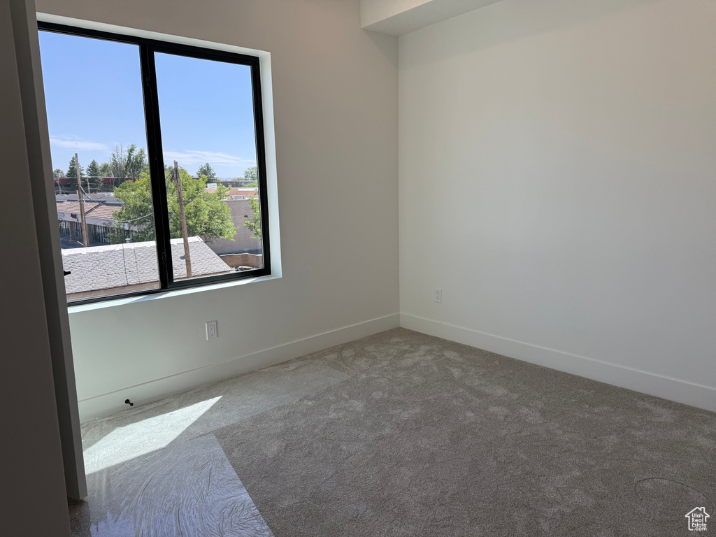 4372 S 900 E Millcreek, UT 84124