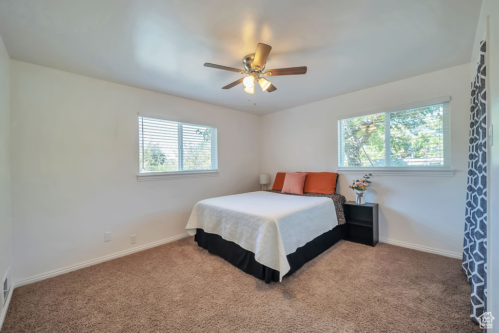 164 E 300 N Farmington, UT 84025