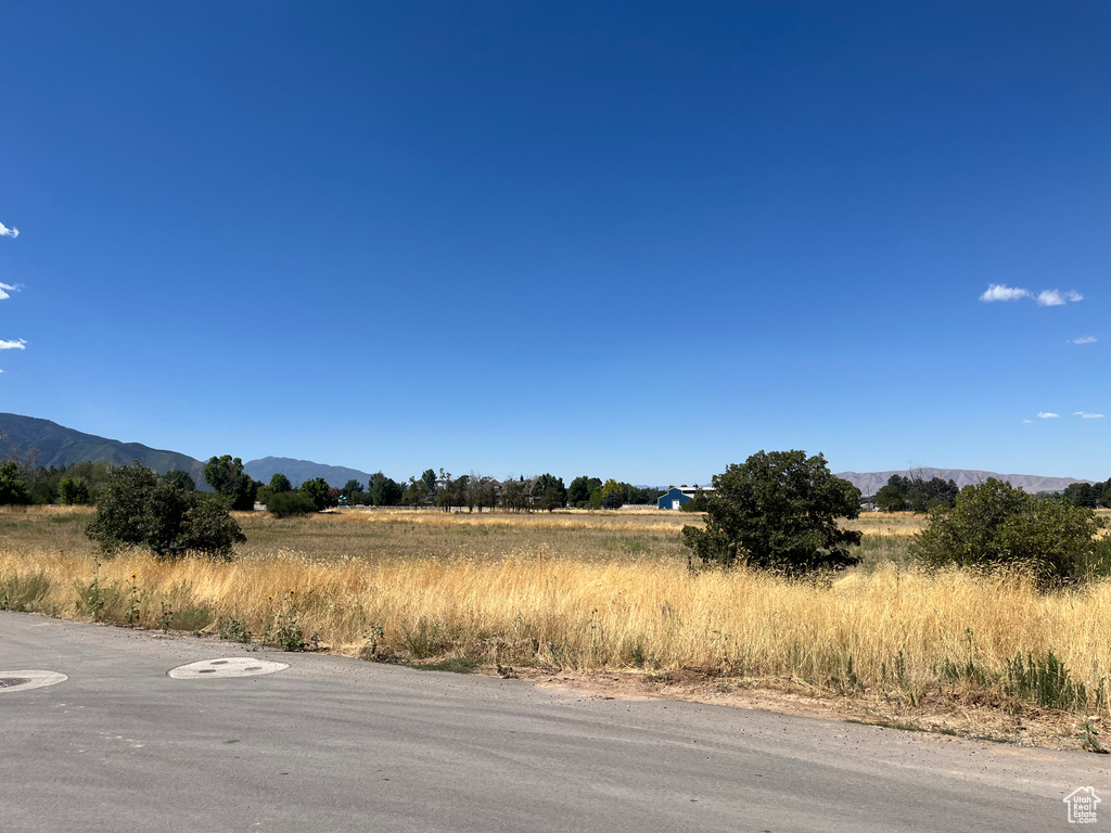 2057 E MAPLE HILLS DR Mapleton, UT 84664