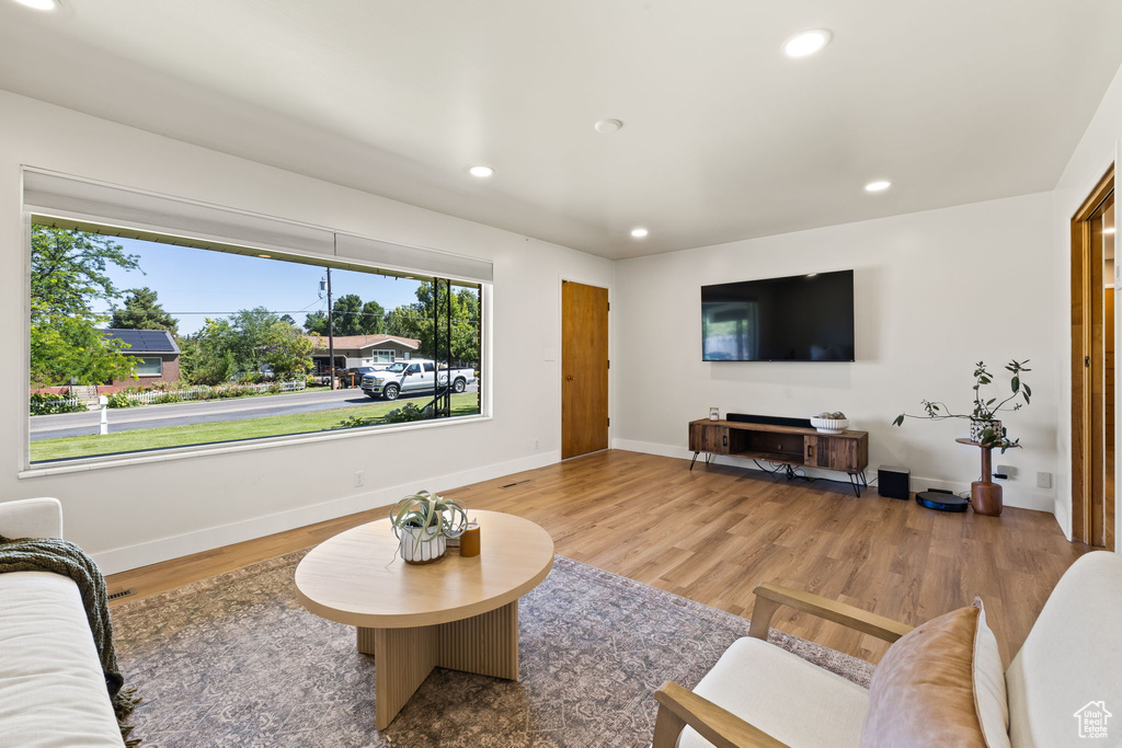 44 E 200 S Providence, UT 84332