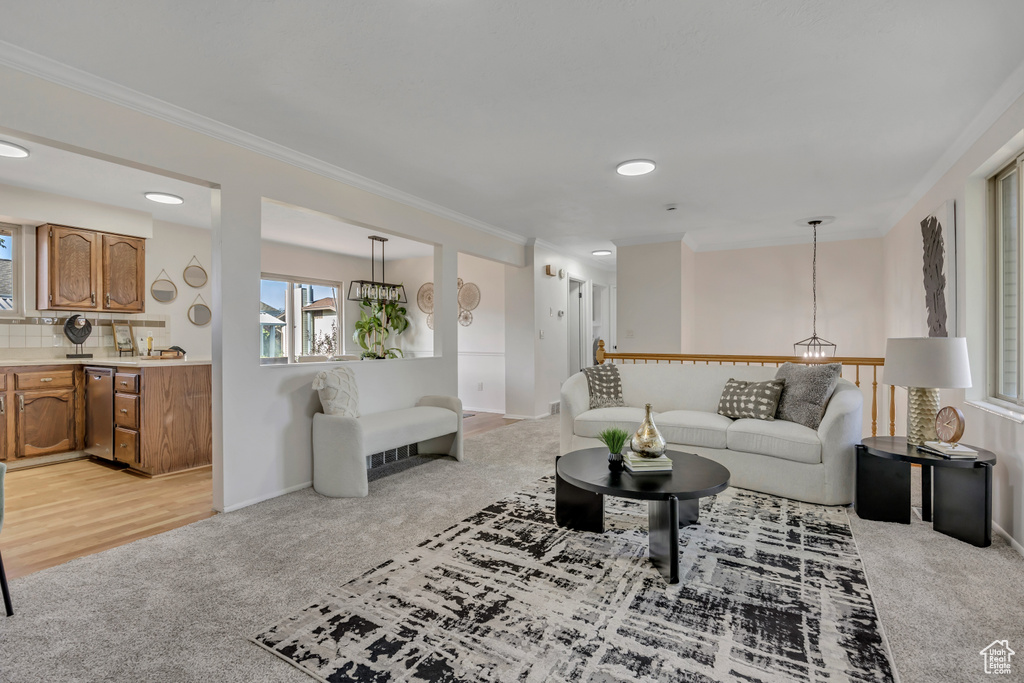1389 E 5800 S South Ogden, UT 84405