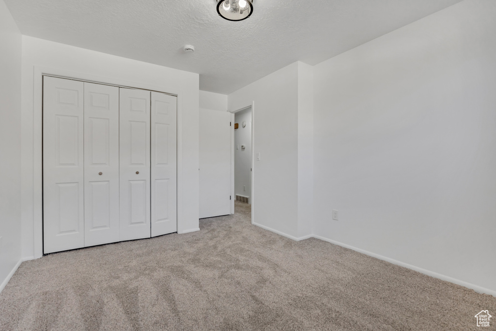 1389 E 5800 S South Ogden, UT 84405