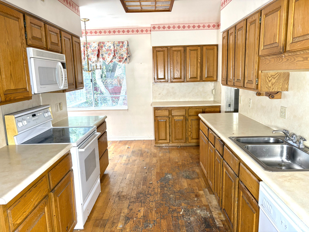 1615 E 27TH ST Ogden, UT 84403