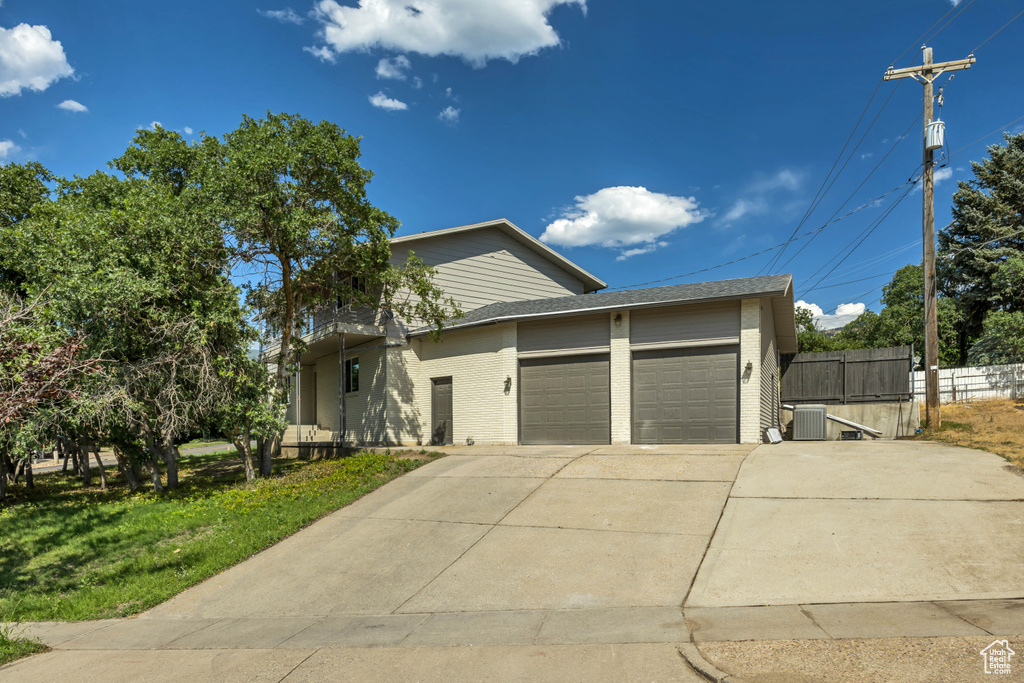 2177 S BONNIEVIEW DR Bountiful, UT 84010