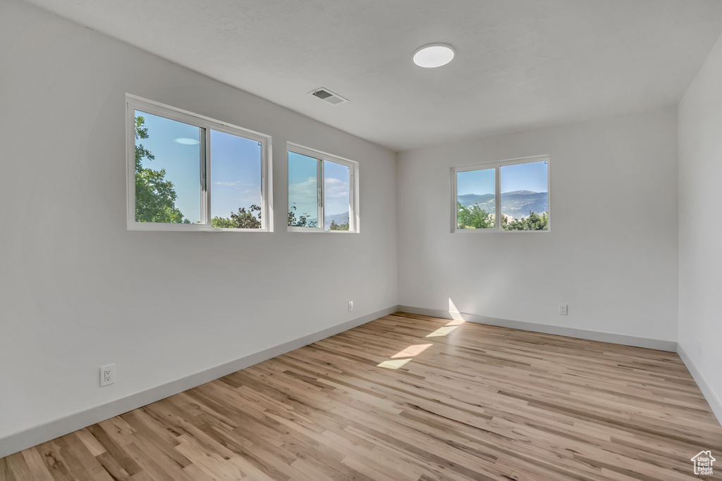 2177 S BONNIEVIEW DR Bountiful, UT 84010