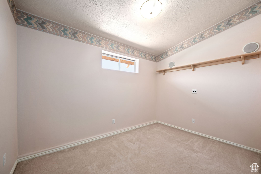 Photo 25 for MLS #2102912 at 956 E Summit Dr