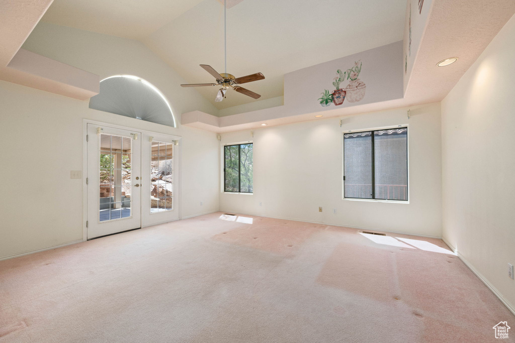 Photo 14 for MLS #2102912 at 956 E Summit Dr