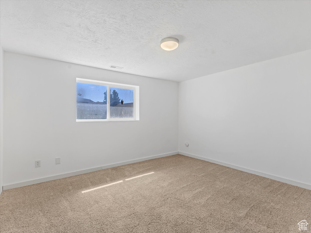 1251 S 1650 W Syracuse, UT 84075