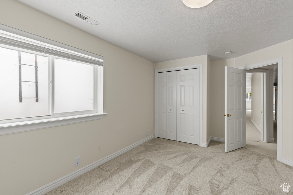 275 S EAGLE WAY North Salt Lake, UT 84054
