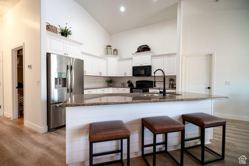 Photo 9 for MLS #2102949 at 4045 S Carisa Dr