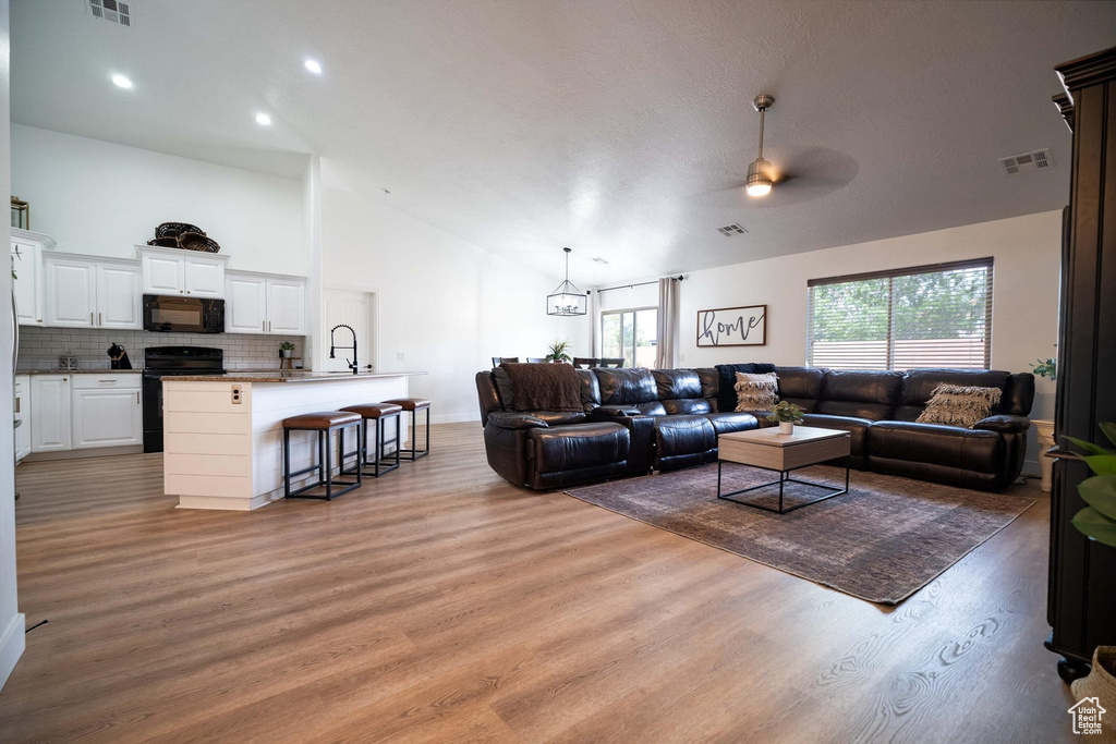 Photo 5 for MLS #2102949 at 4045 S Carisa Dr