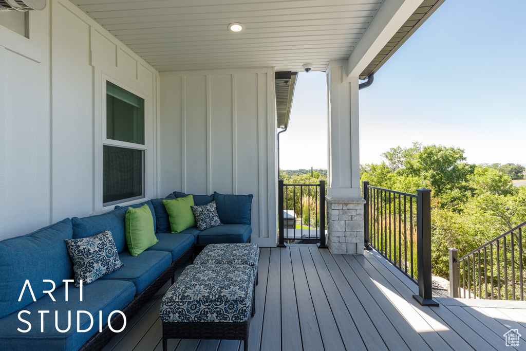 Photo 9 for MLS #2102963 at 1302 E Sunset Ct