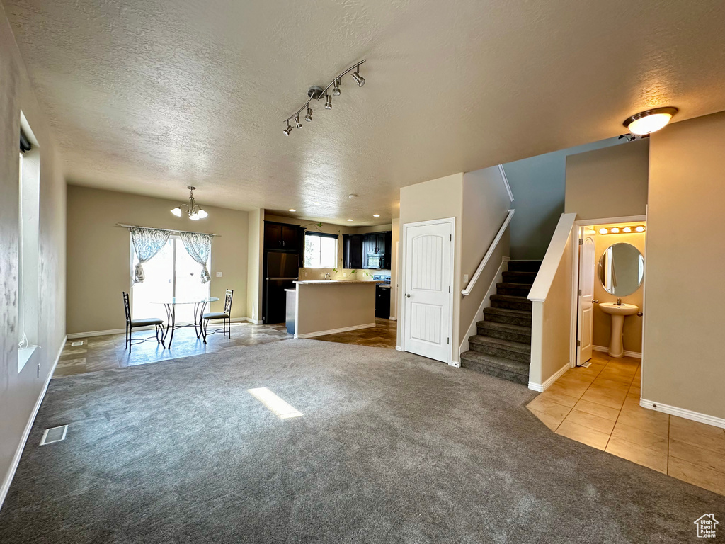 1513 W KINGSBARN WAY Salt Lake City, UT 84119