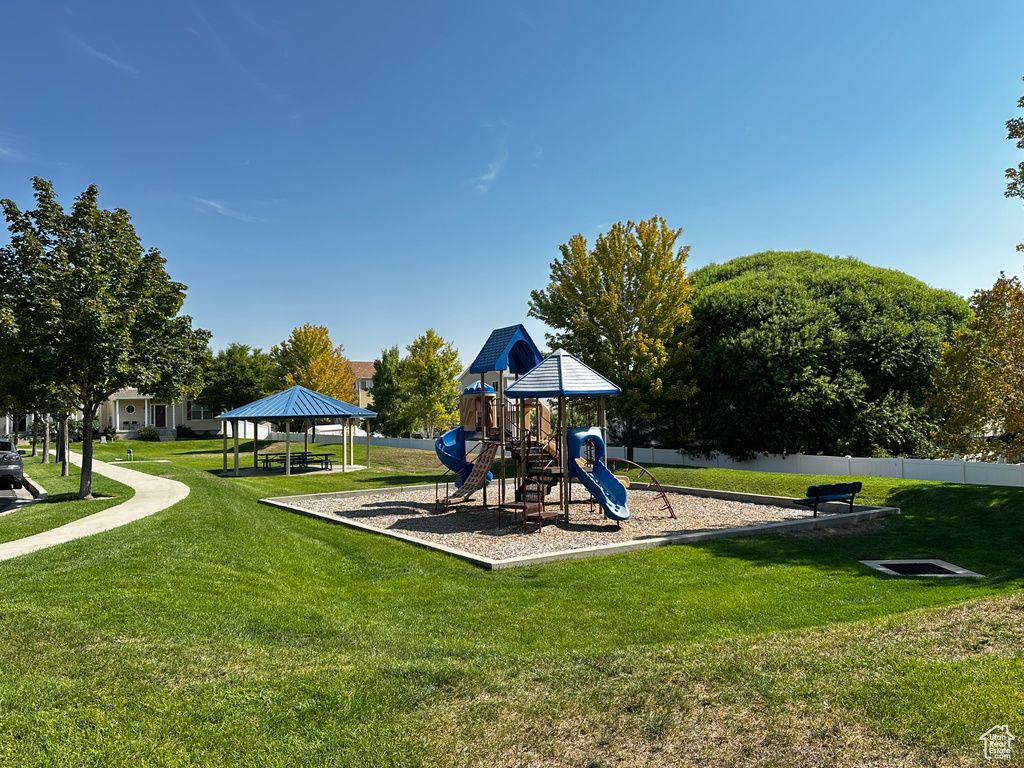 1513 W KINGSBARN WAY Salt Lake City, UT 84119