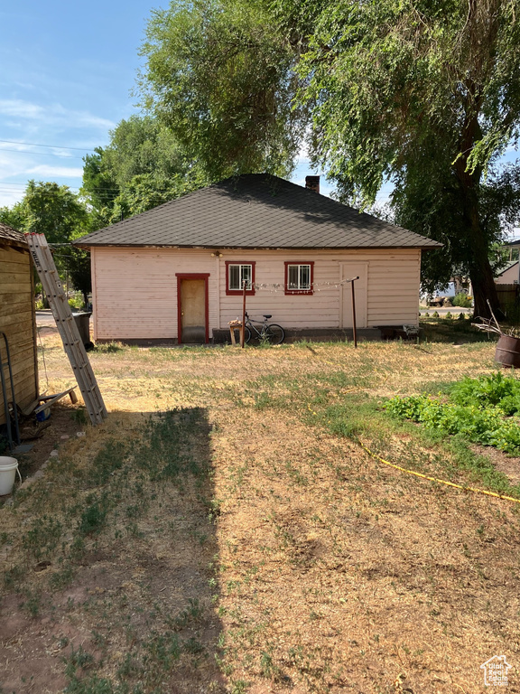 Photo 18 for MLS #2102982 at 341 E 200 North