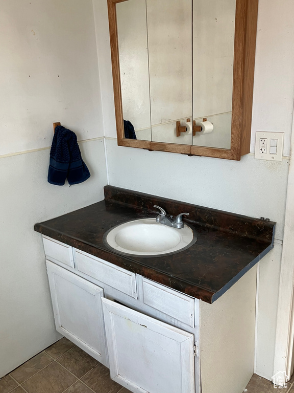 Photo 11 for MLS #2102982 at 341 E 200 North