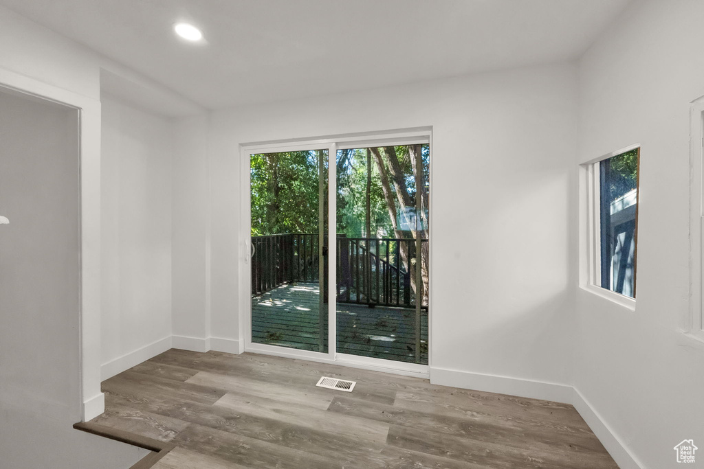 Photo 16 for MLS #2102984 at 612 35th St