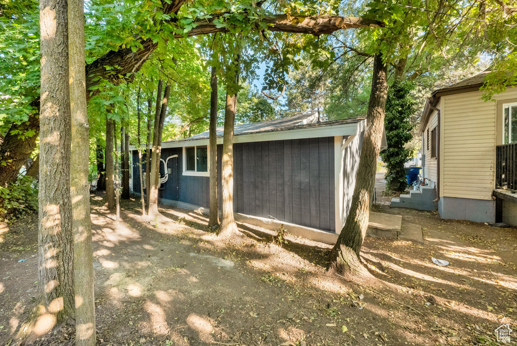 Photo 4 for MLS #2102984 at 612 35th St