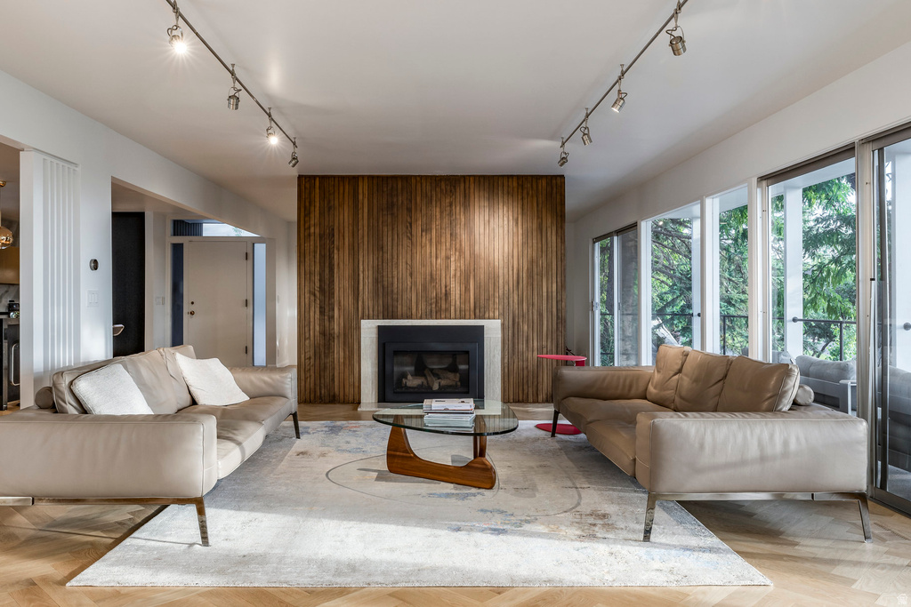 1497 S DEVONSHIRE DR Salt Lake City, UT 84108