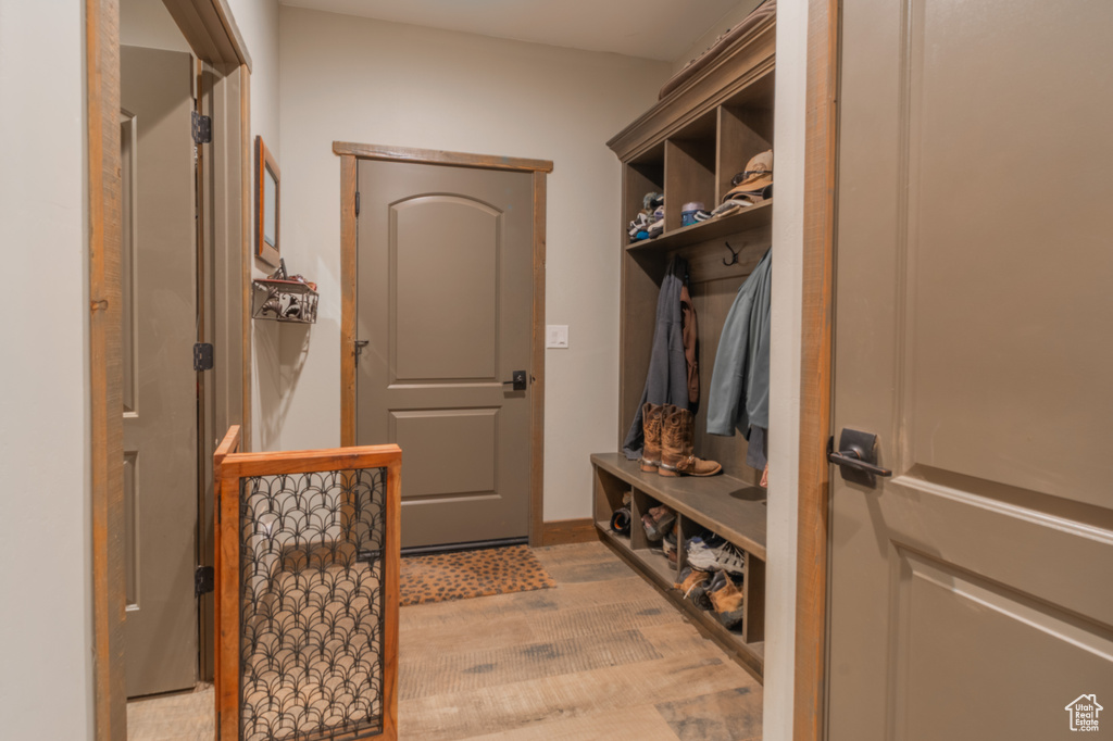 Photo 16 for MLS #2102996 at 4830 W Pioneer