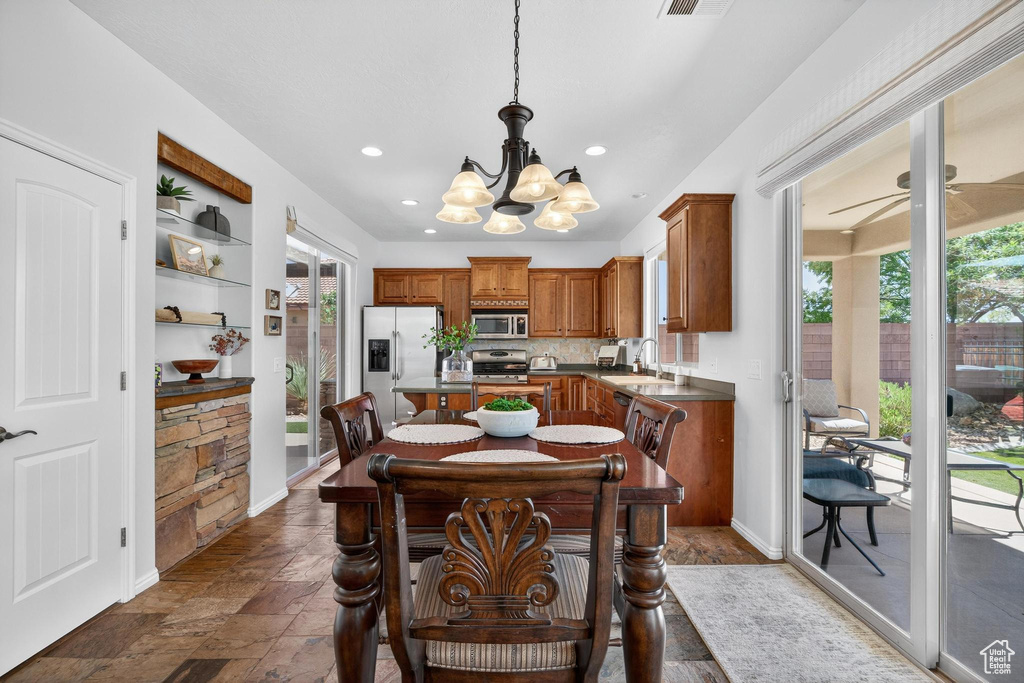 Photo 11 for MLS #2102997 at 2602 E Spring Canyon Dr