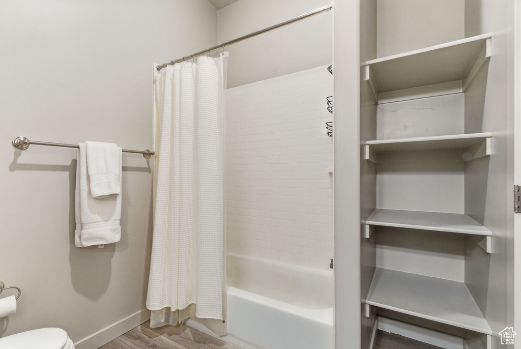 Photo 11 for MLS #2103006 at 1167 E Telegraph St #B305