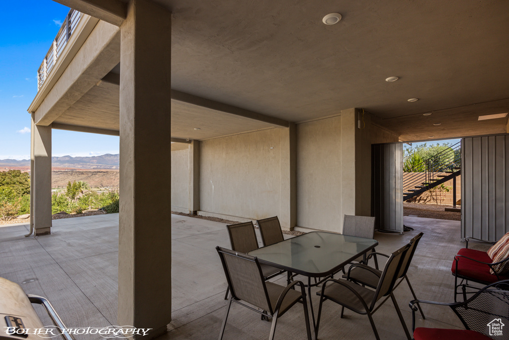 Photo 105 for MLS #2103028 at 728 W Sir Monte Dr
