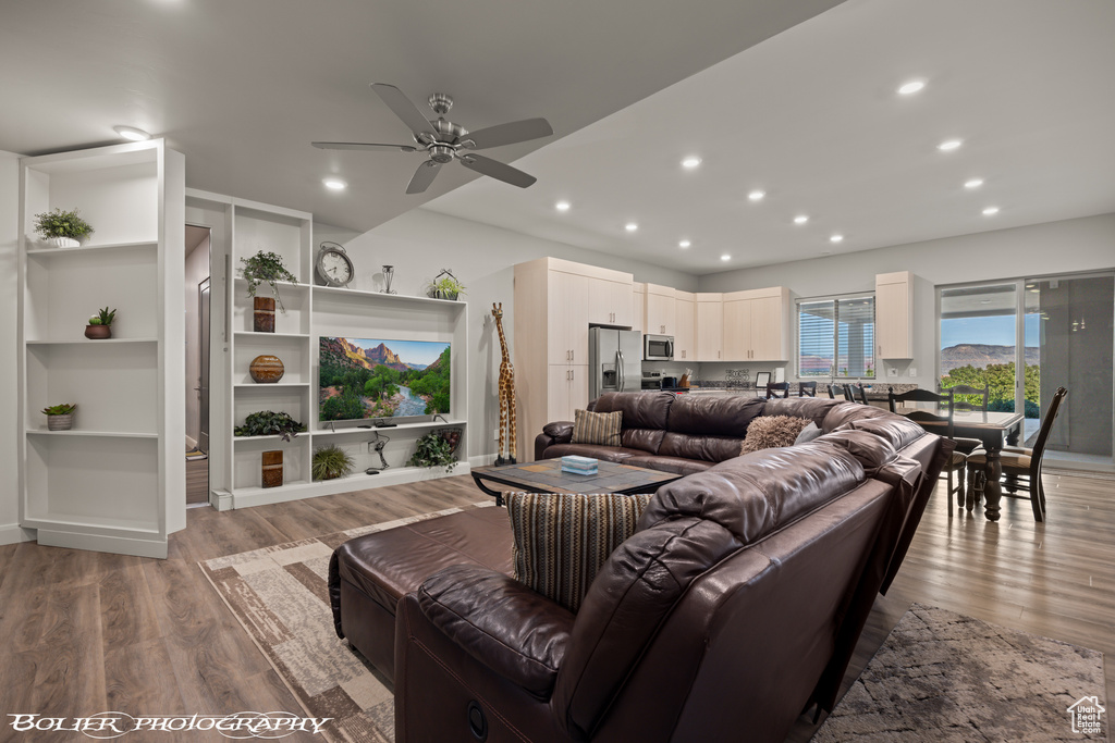 Photo 64 for MLS #2103028 at 728 W Sir Monte Dr
