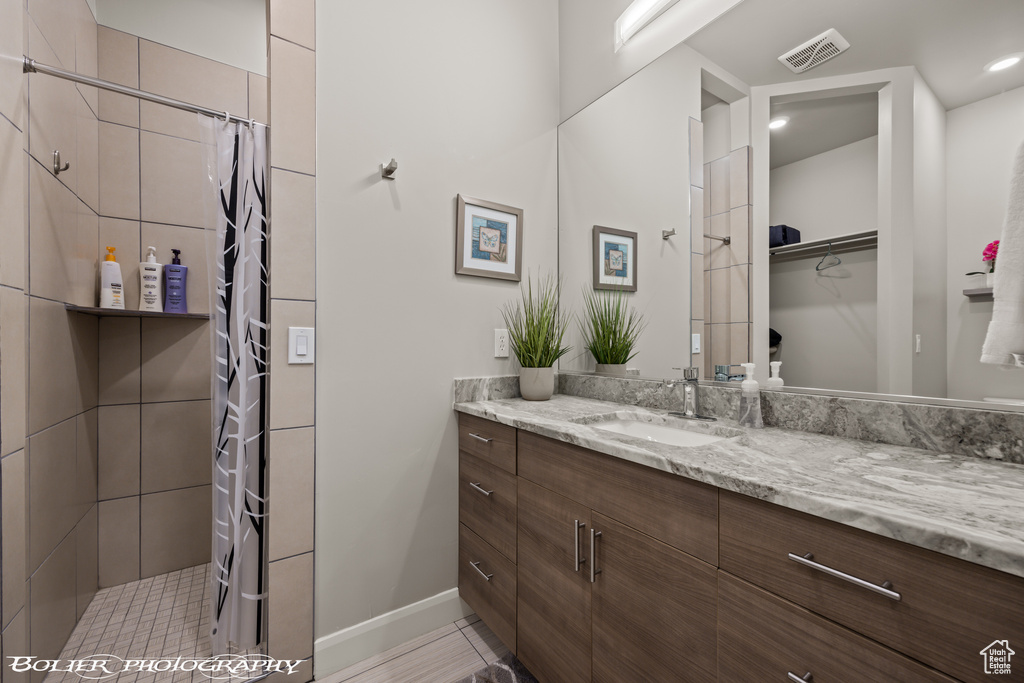 Photo 39 for MLS #2103028 at 728 W Sir Monte Dr