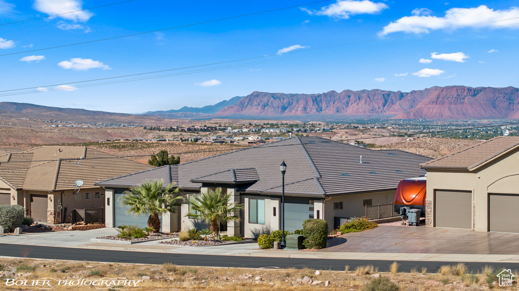 Photo 118 for MLS #2103028 at 728 W Sir Monte Dr