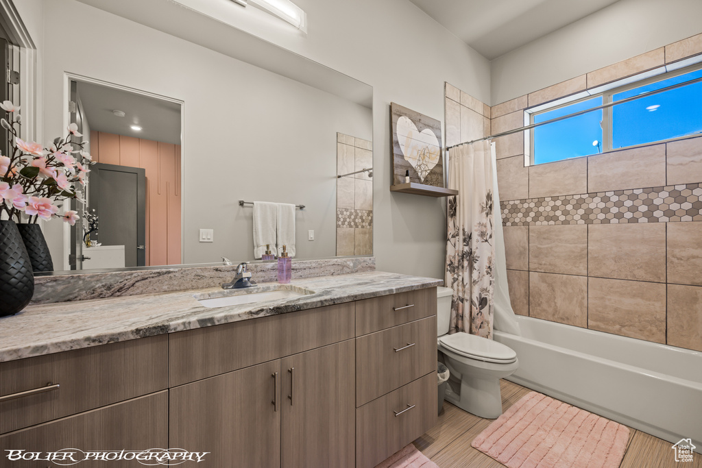 Photo 54 for MLS #2103028 at 728 W Sir Monte Dr