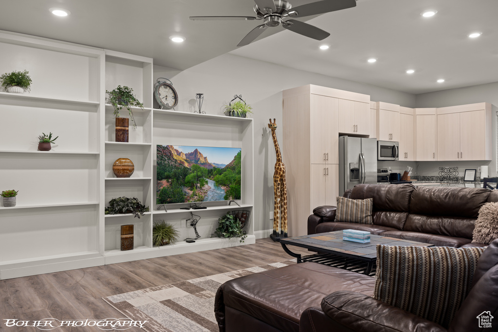 Photo 63 for MLS #2103028 at 728 W Sir Monte Dr