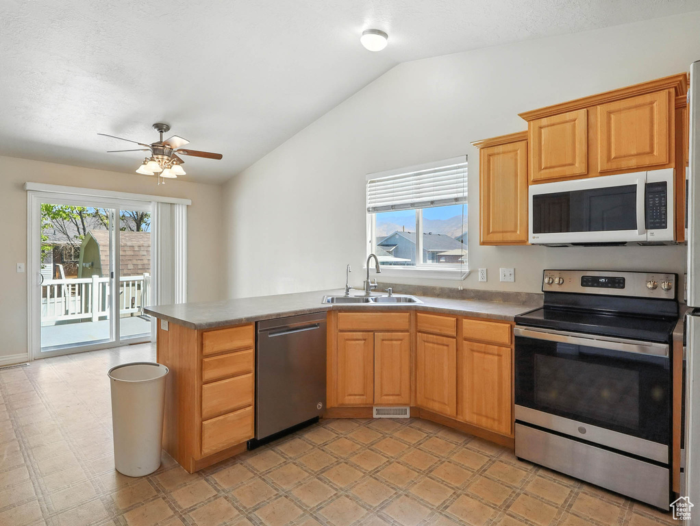 718 FOX RUN DR Tooele, UT 84074