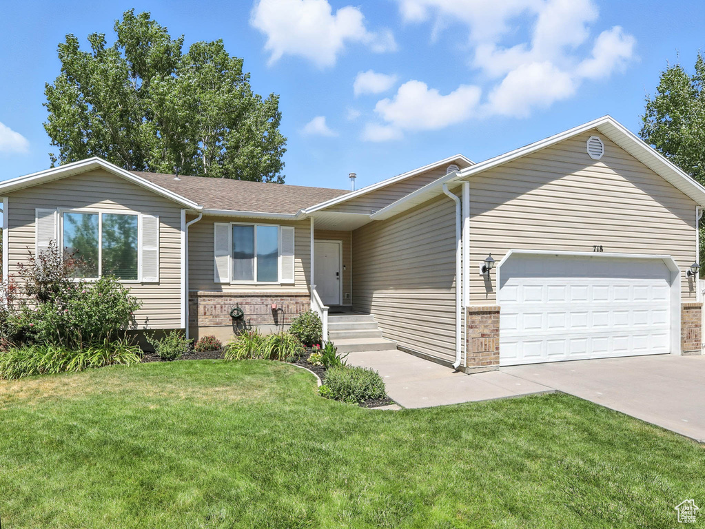 718 FOX RUN DR Tooele, UT 84074