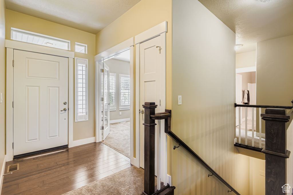 Photo 4 for MLS #2103031 at 7034 S Cadens Cv