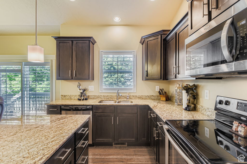 Photo 15 for MLS #2103031 at 7034 S Cadens Cv